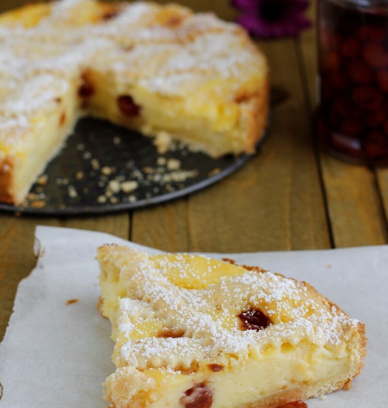 crostata crema pasticcera e amarene