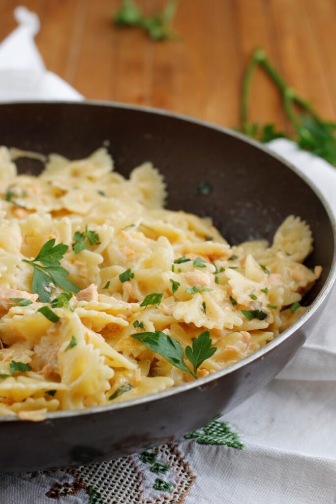 farfalle al salmone