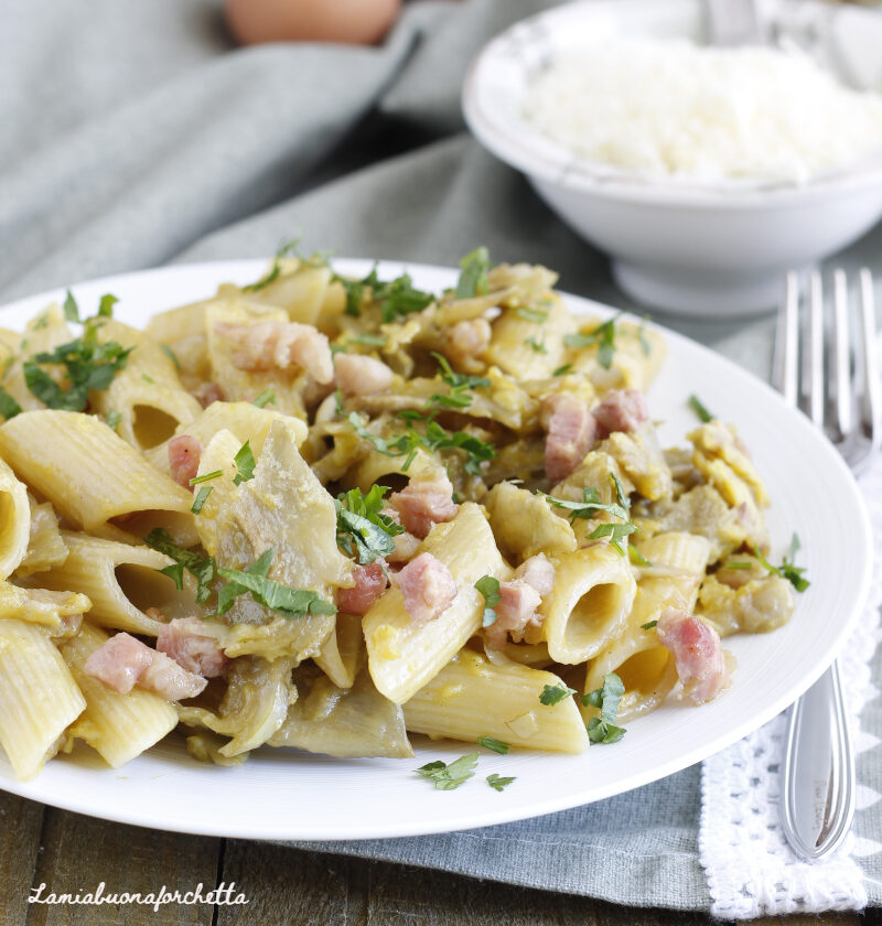 penne con carciofi alla carbonara